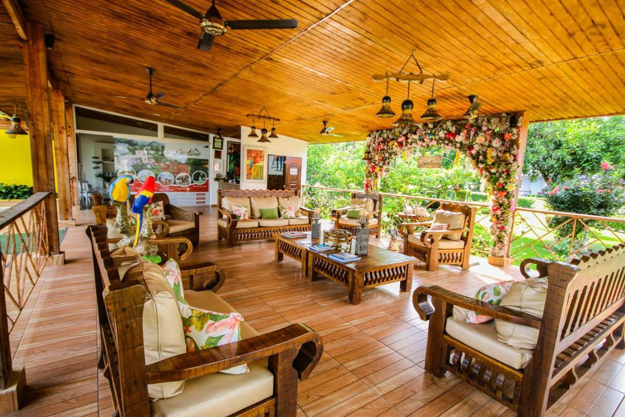 Deluxe Suites Guacamayos - Eco-Lodge & Swimming Pool Бонао Экстерьер фото