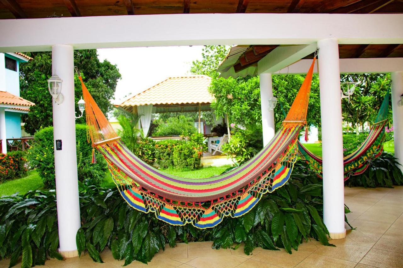 Deluxe Suites Guacamayos - Eco-Lodge & Swimming Pool Бонао Экстерьер фото