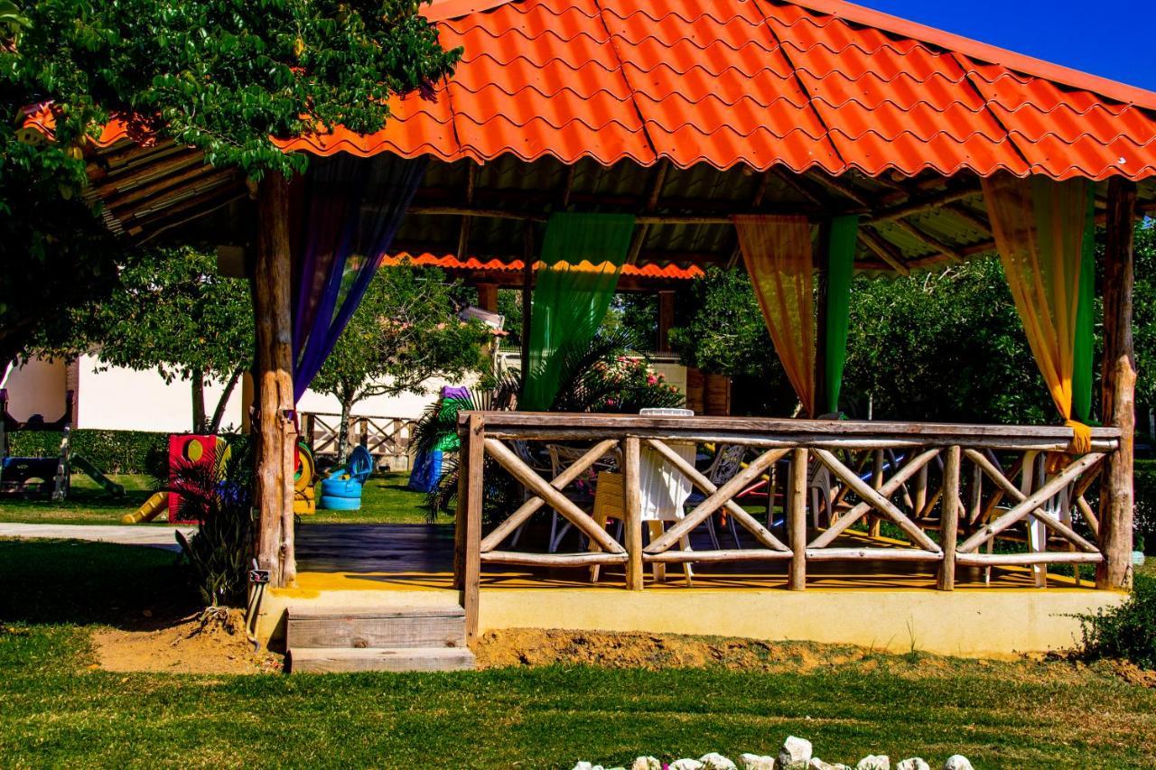 Deluxe Suites Guacamayos - Eco-Lodge & Swimming Pool Бонао Экстерьер фото