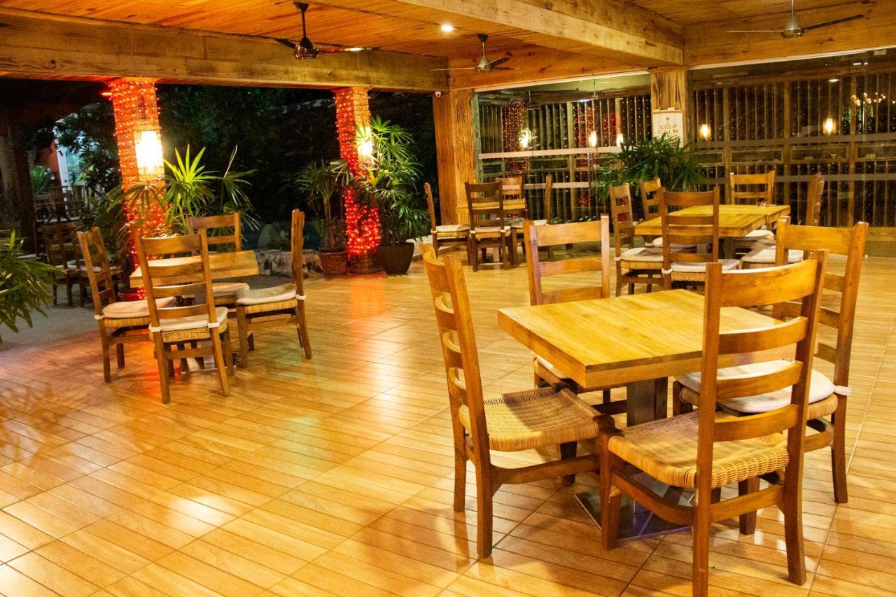Deluxe Suites Guacamayos - Eco-Lodge & Swimming Pool Бонао Экстерьер фото